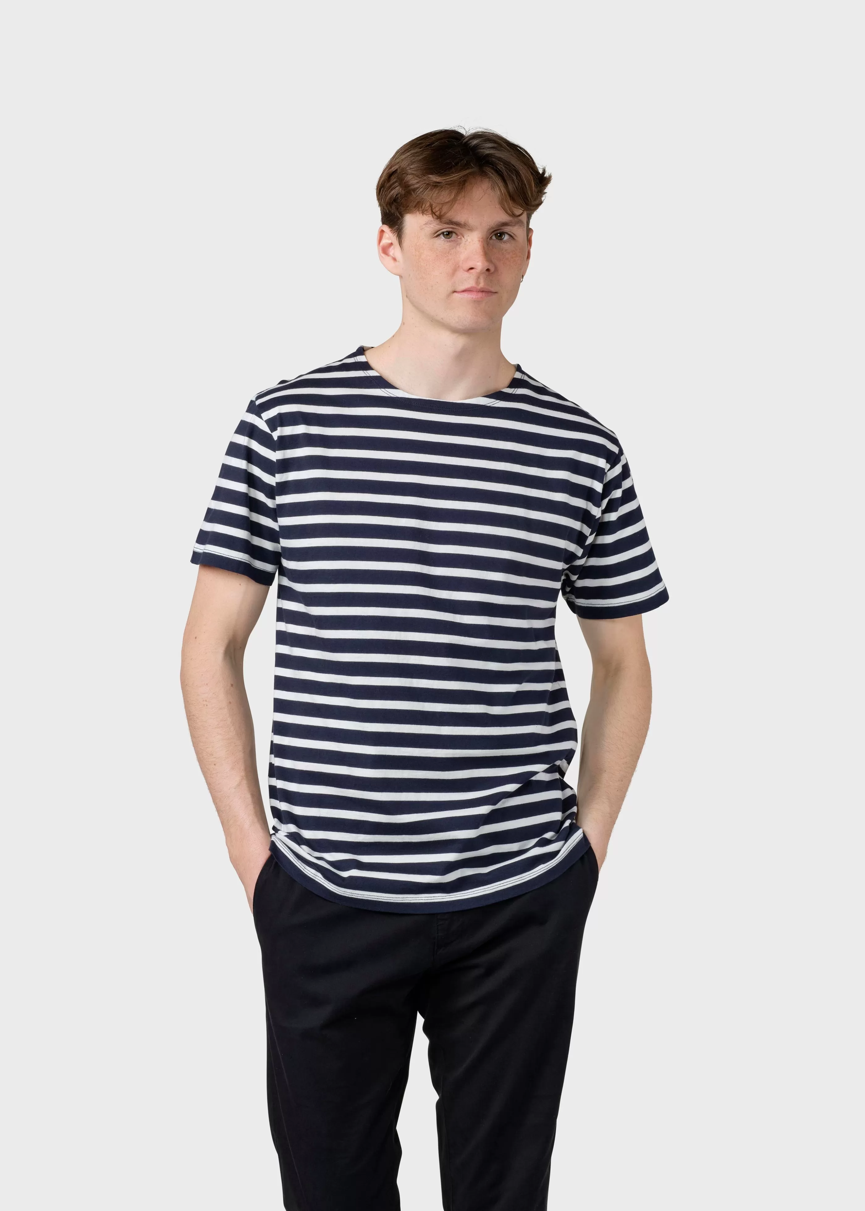 Klitmoller Collective Albert tee - Navy/cream- T-shirts