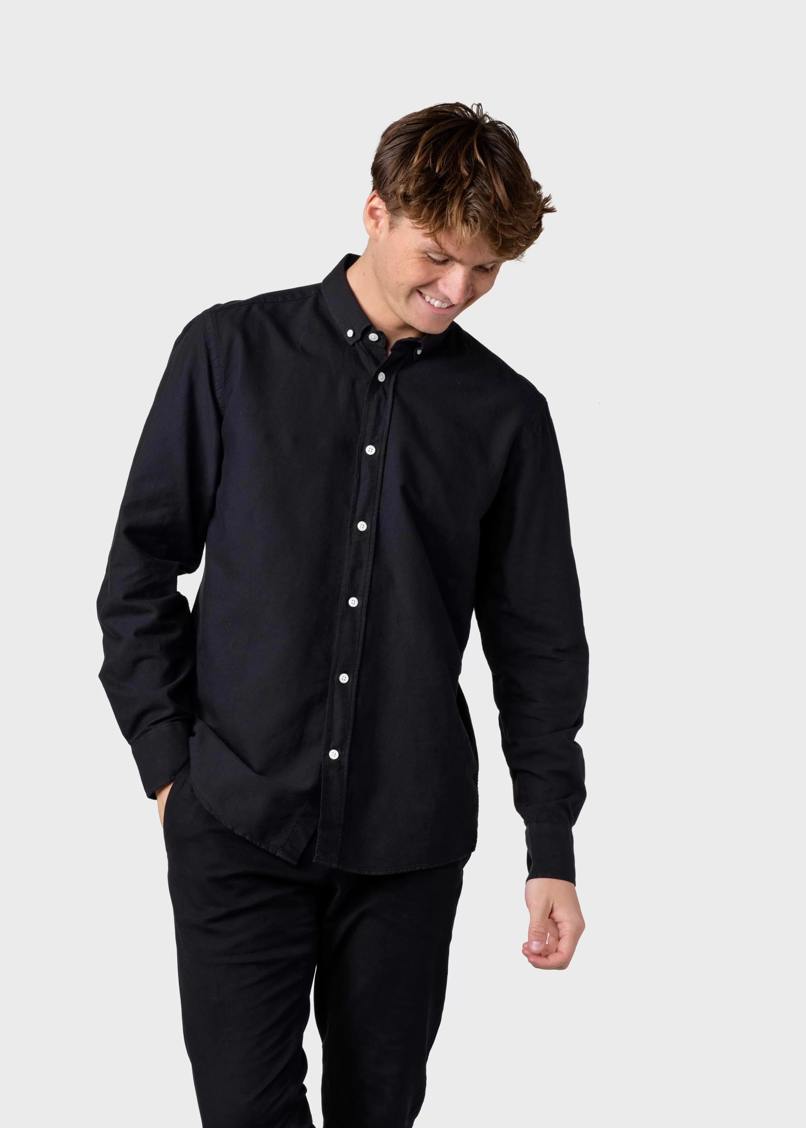 Klitmoller Collective Basic shirt - Black- Hemden