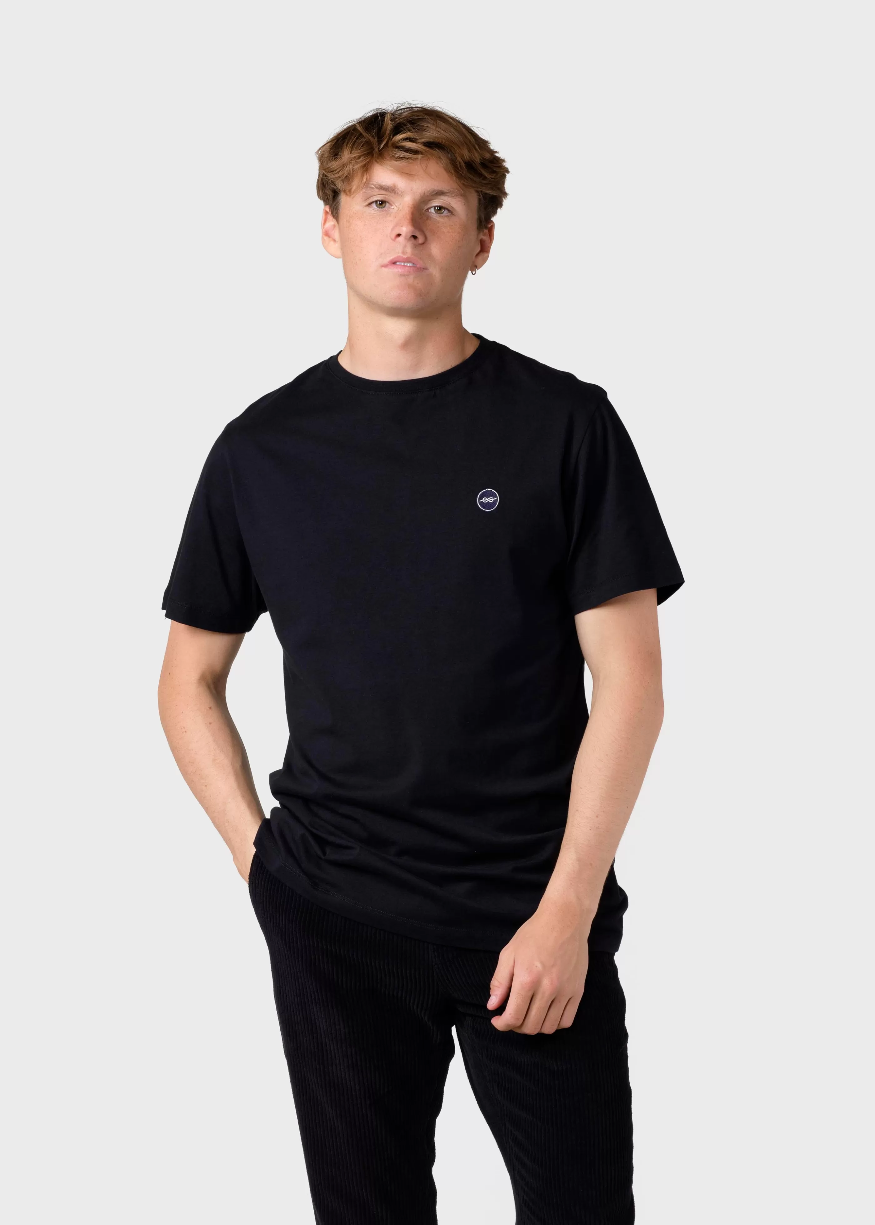 Klitmoller Collective Elton tee - Black- T-shirts