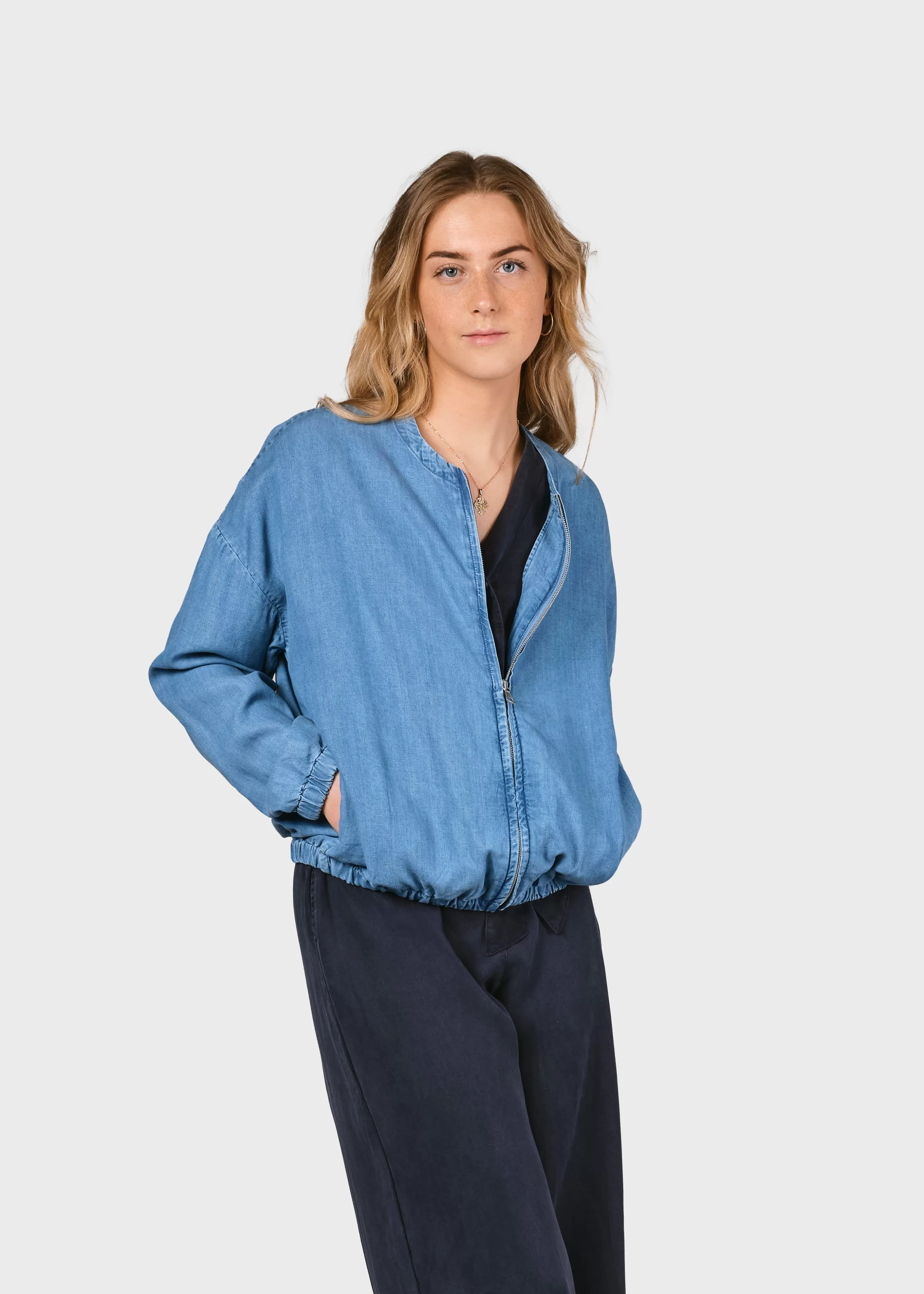 Klitmoller Collective Esther jacket - Light blue chambrey- Jacken