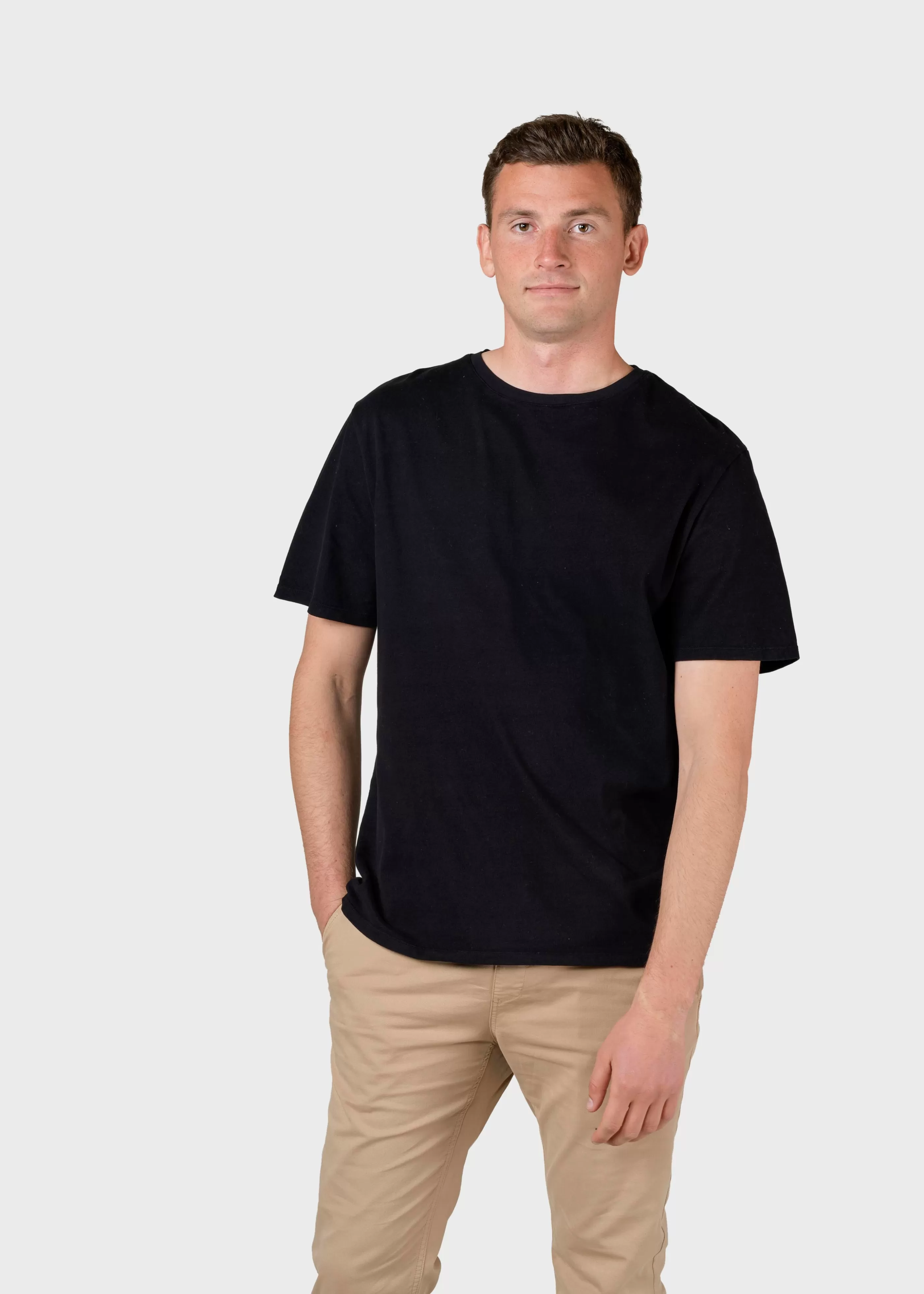 Klitmoller Collective Mens boxy tee - Black- T-shirts