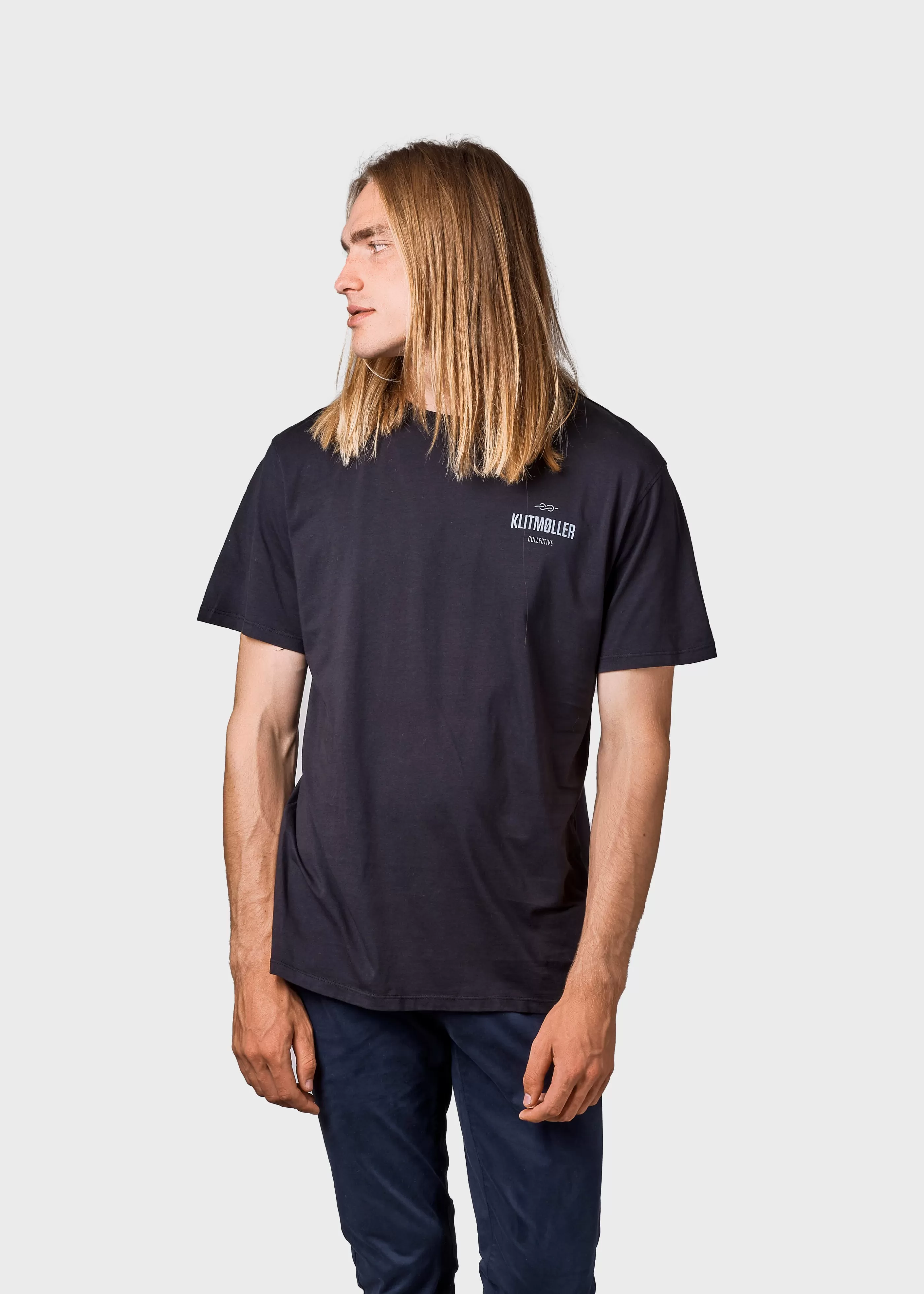 Klitmoller Collective Mens small logo tee - Black- T-shirts