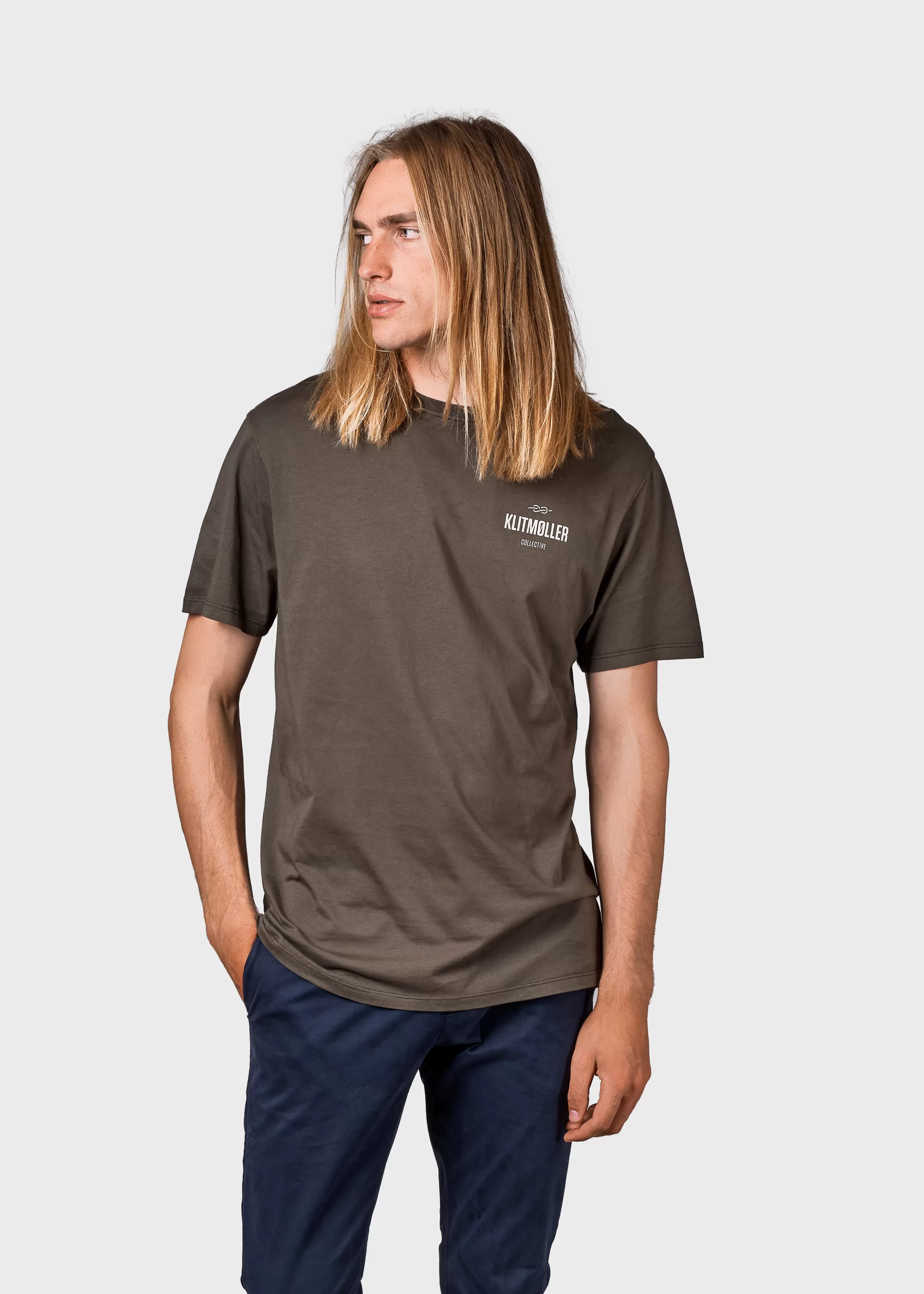 Klitmoller Collective Mens small logo tee - Olive- T-shirts