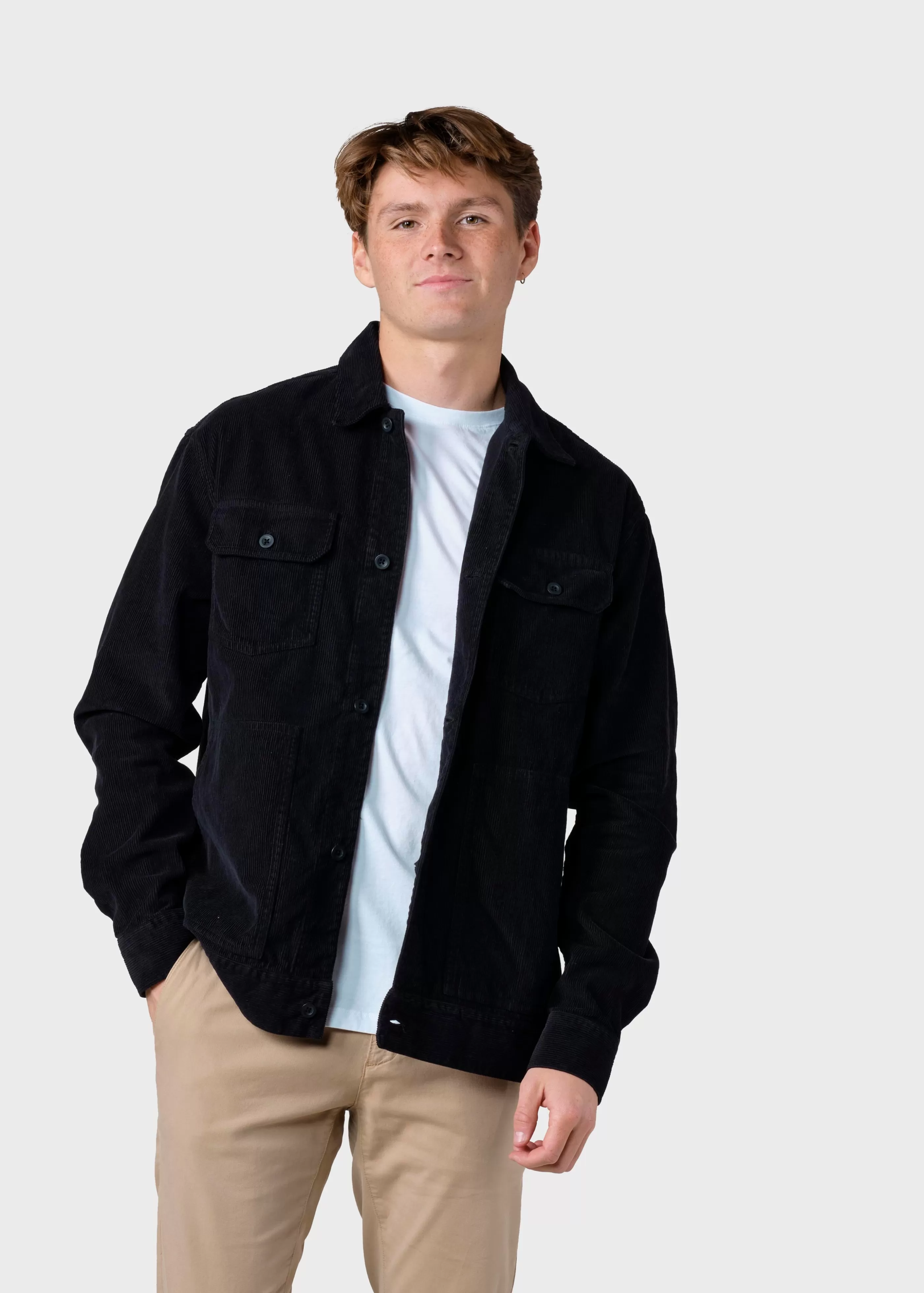 Klitmoller Collective niklas-corduroy-overshirt - Black- Jacken