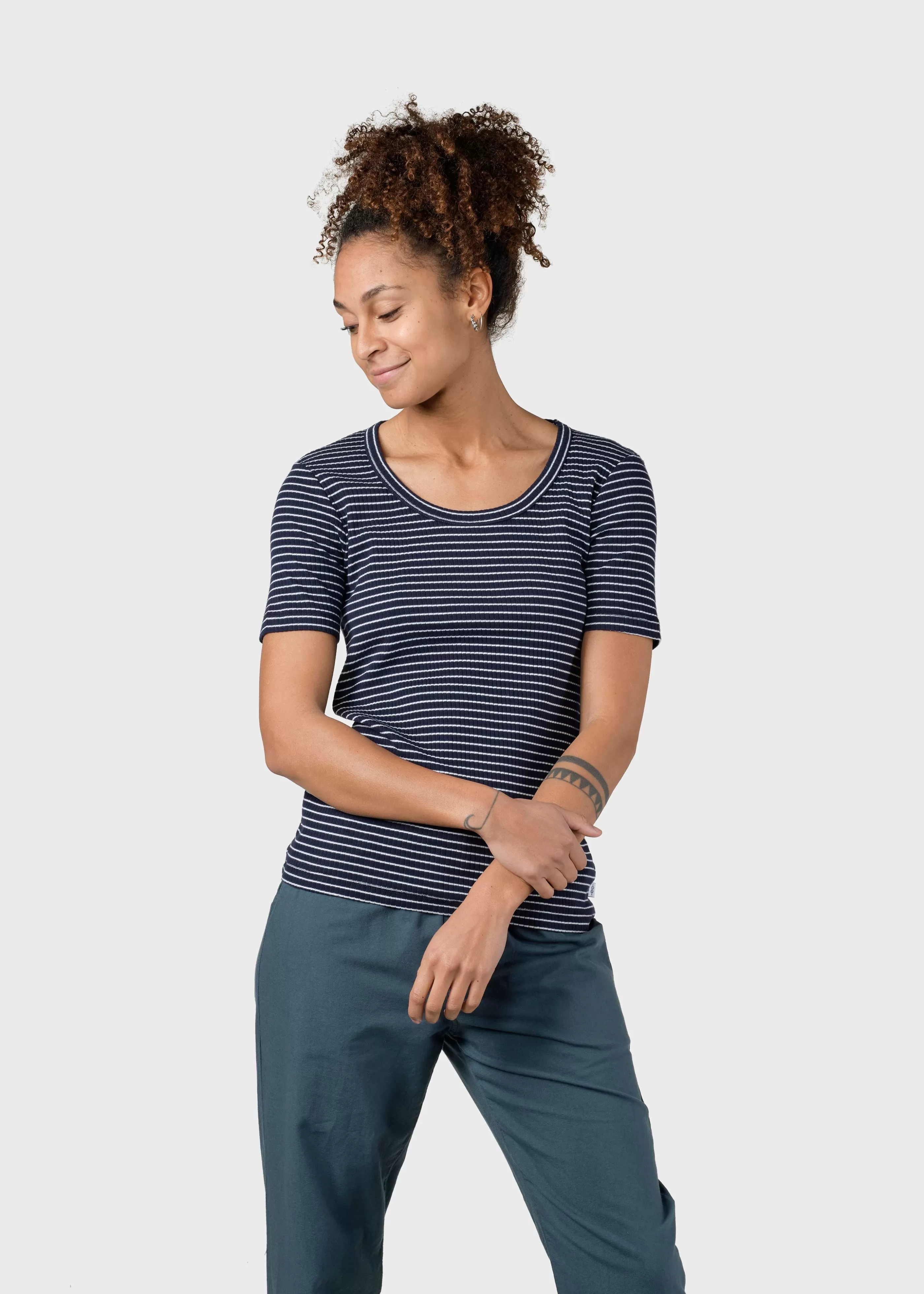 Klitmoller Collective Rib tee stripes - Navy/cream- T-shirts