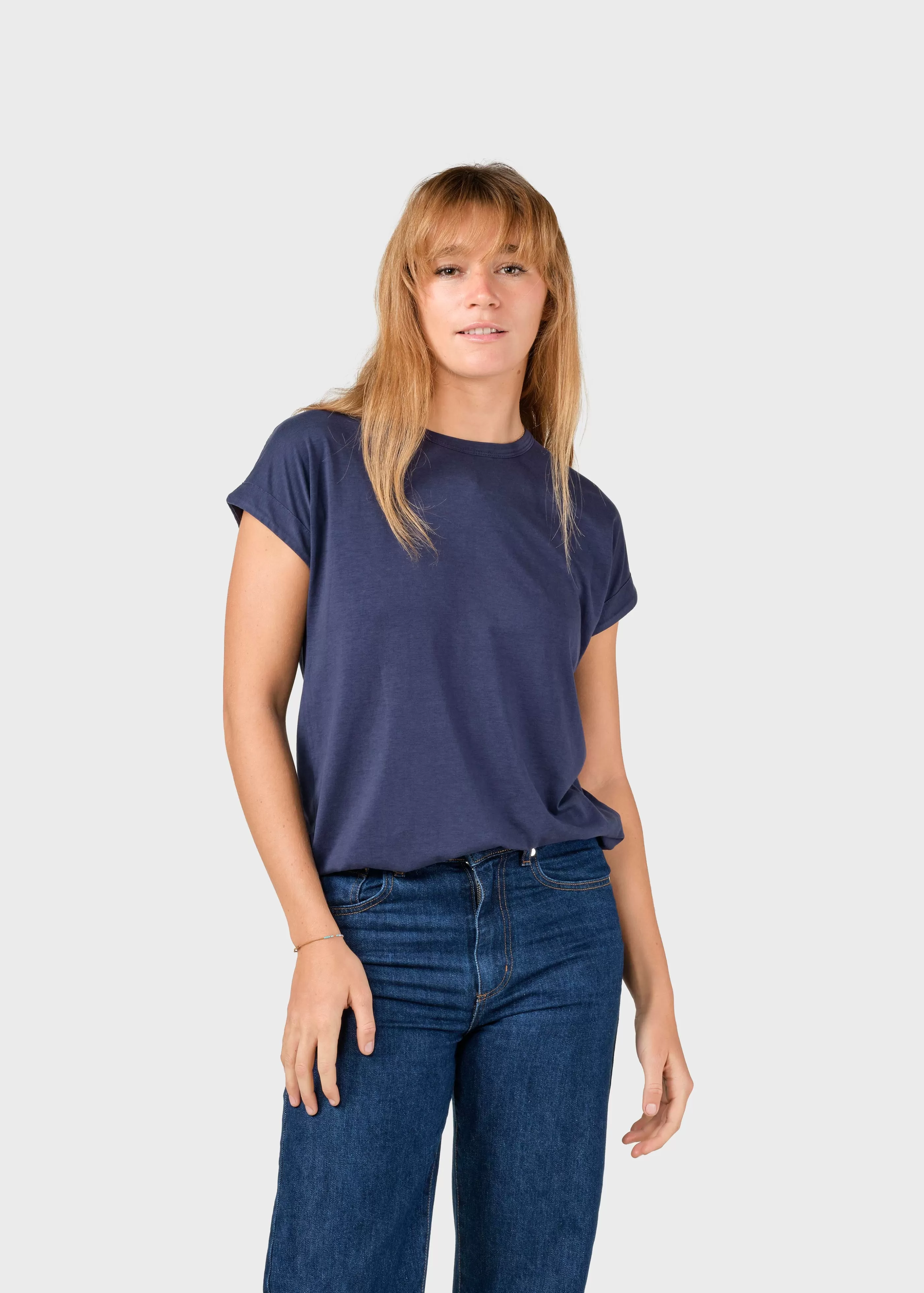 Klitmoller Collective Sigrid tee - Deep blue- T-shirts