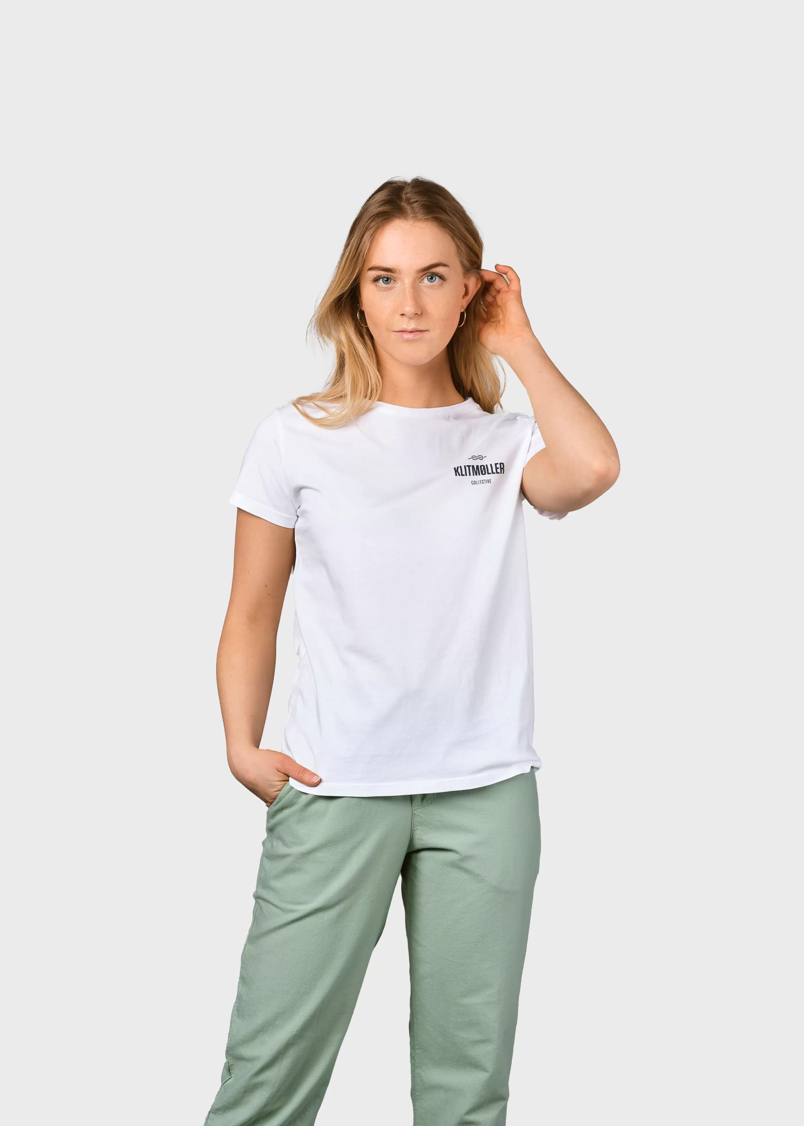 Klitmoller Collective Womens small logo tee - White- T-shirts